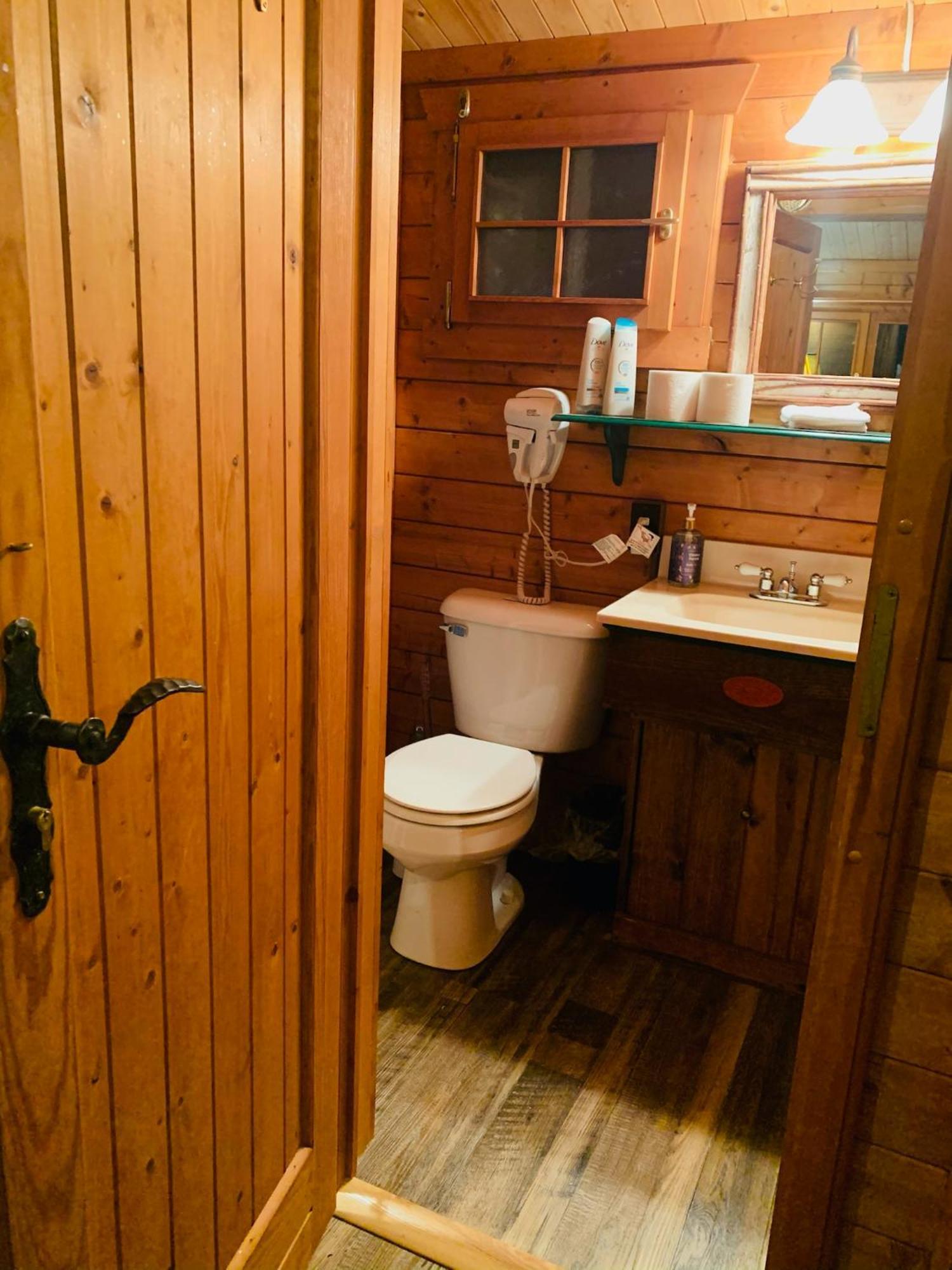 Fancy Fireflies Cabin Hayward Dış mekan fotoğraf