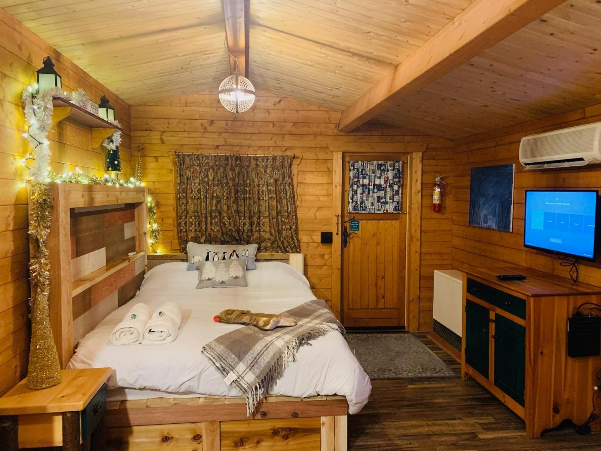 Fancy Fireflies Cabin Hayward Dış mekan fotoğraf